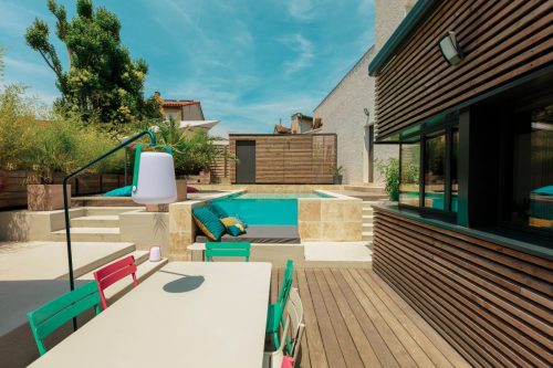 Piscine-tout-en-travertin-Lunao-piscine-